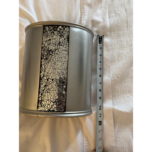 Popular Bath Sinatra Wastebasket Faux Diamond Panel Resin Silver Gray Bathroom - Picture 7 of 8